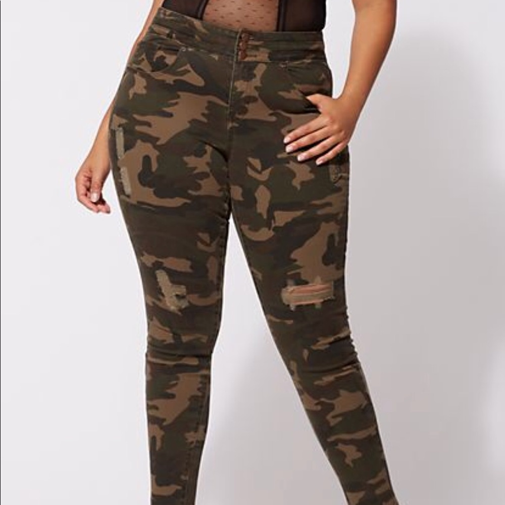 FTF Camouflage Jeans